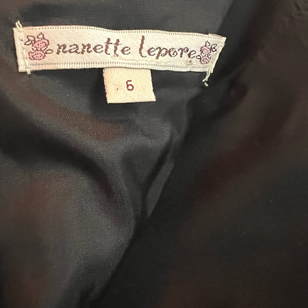 NANETTE LEPORE Women’s Tan and Black Mini Skirt with velvet and lace - size 6 - Picture 3 of 8